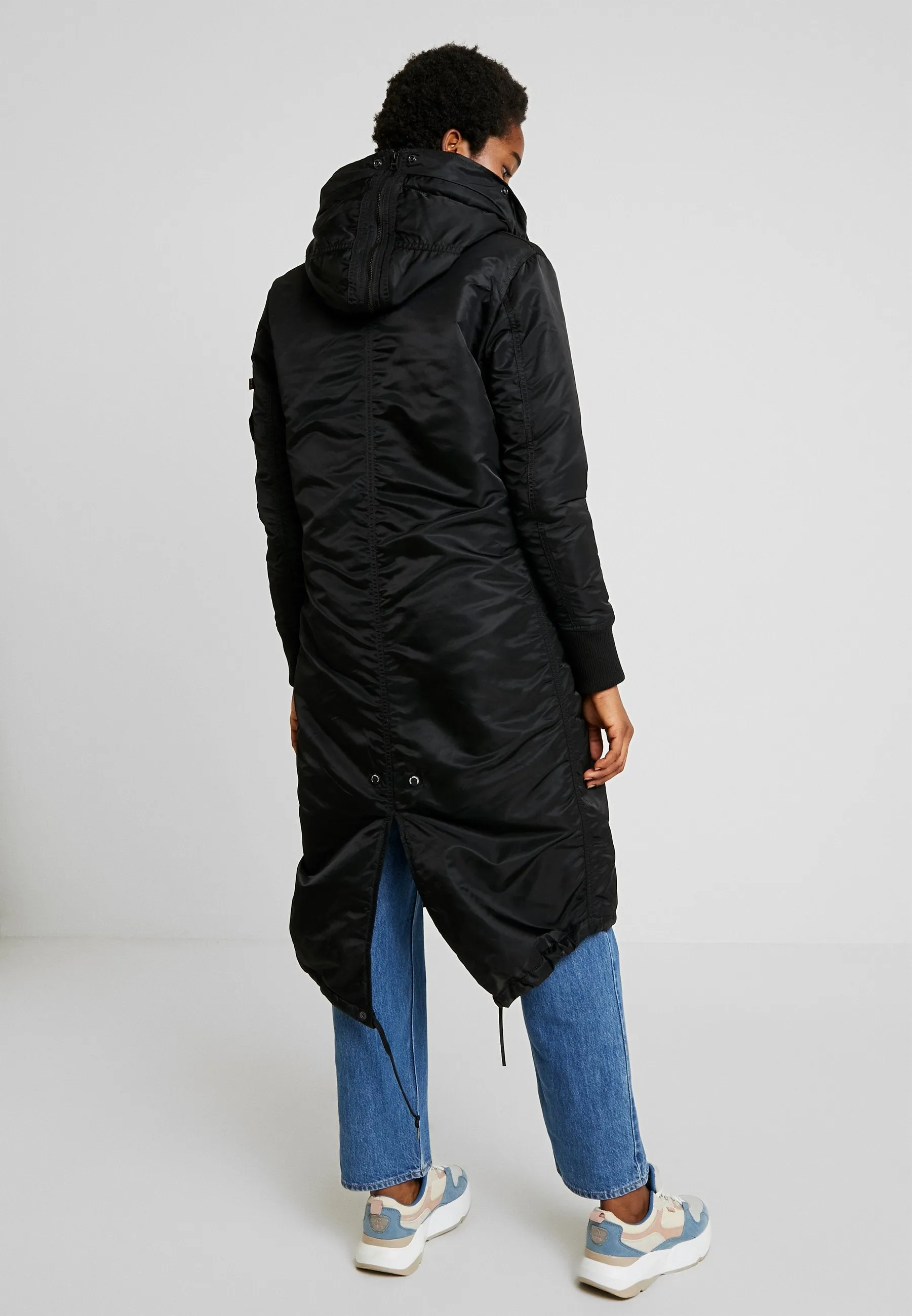 Alpha Industries parka with hood, black