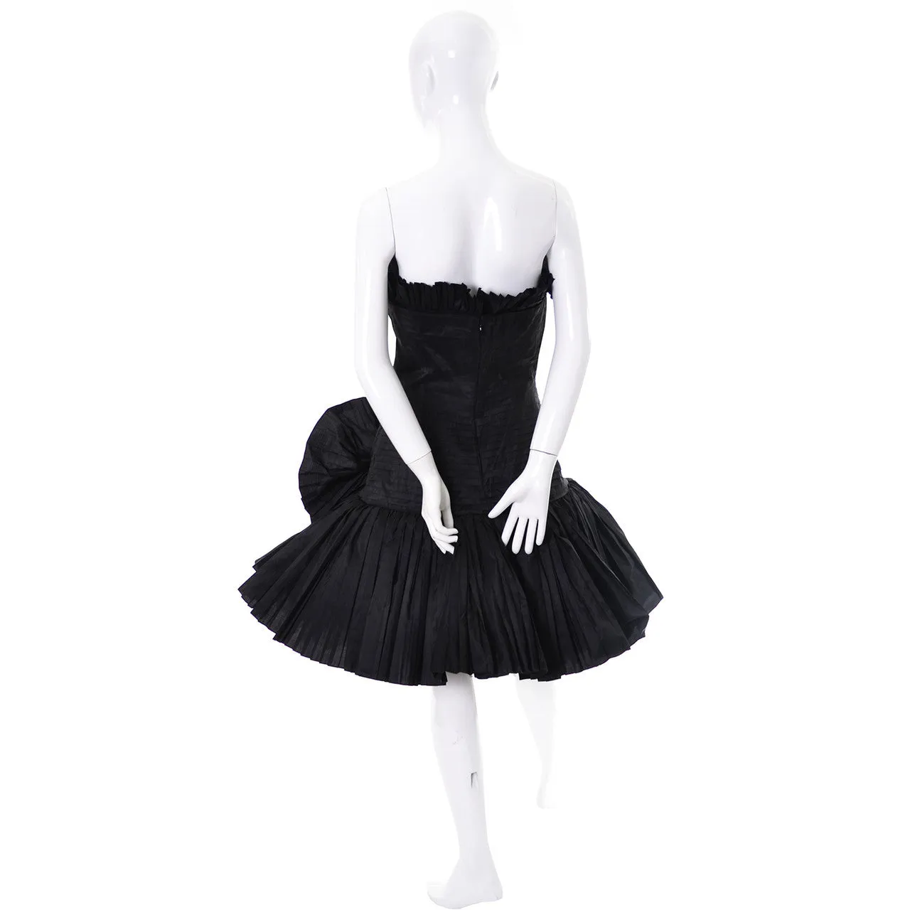 Oscar de la Renta 1980s Vintage Dress Strapless Black Pleated Statement