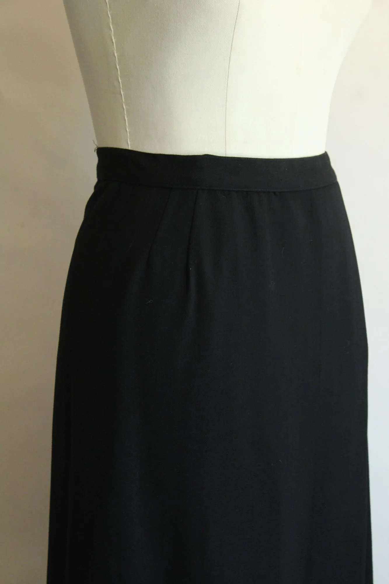 Vintage 1990s Evan Picone Black Wool Skirt