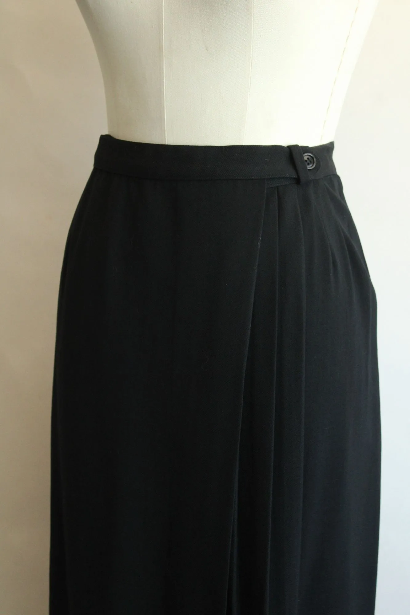 Vintage 1990s Evan Picone Black Wool Skirt