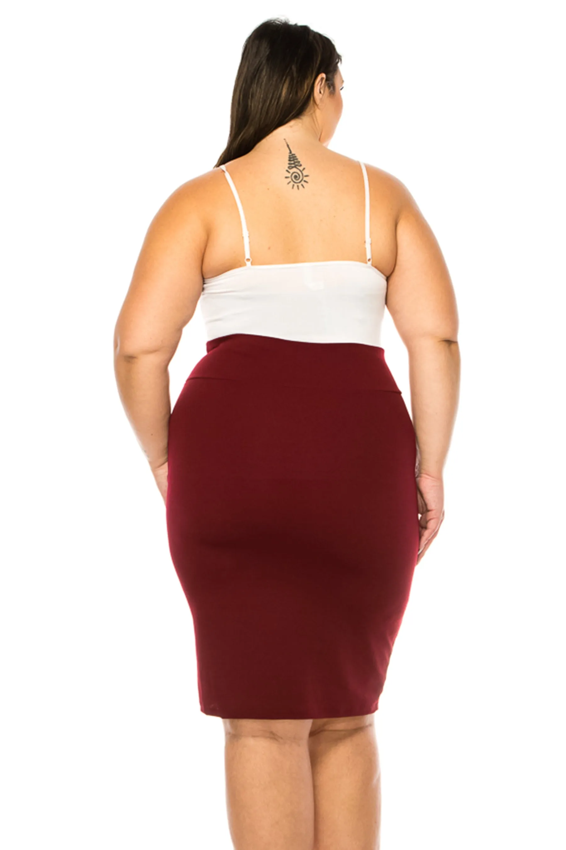 Women's Plus Size Solid Pencil Skirt with Banded Waist - Stretchy