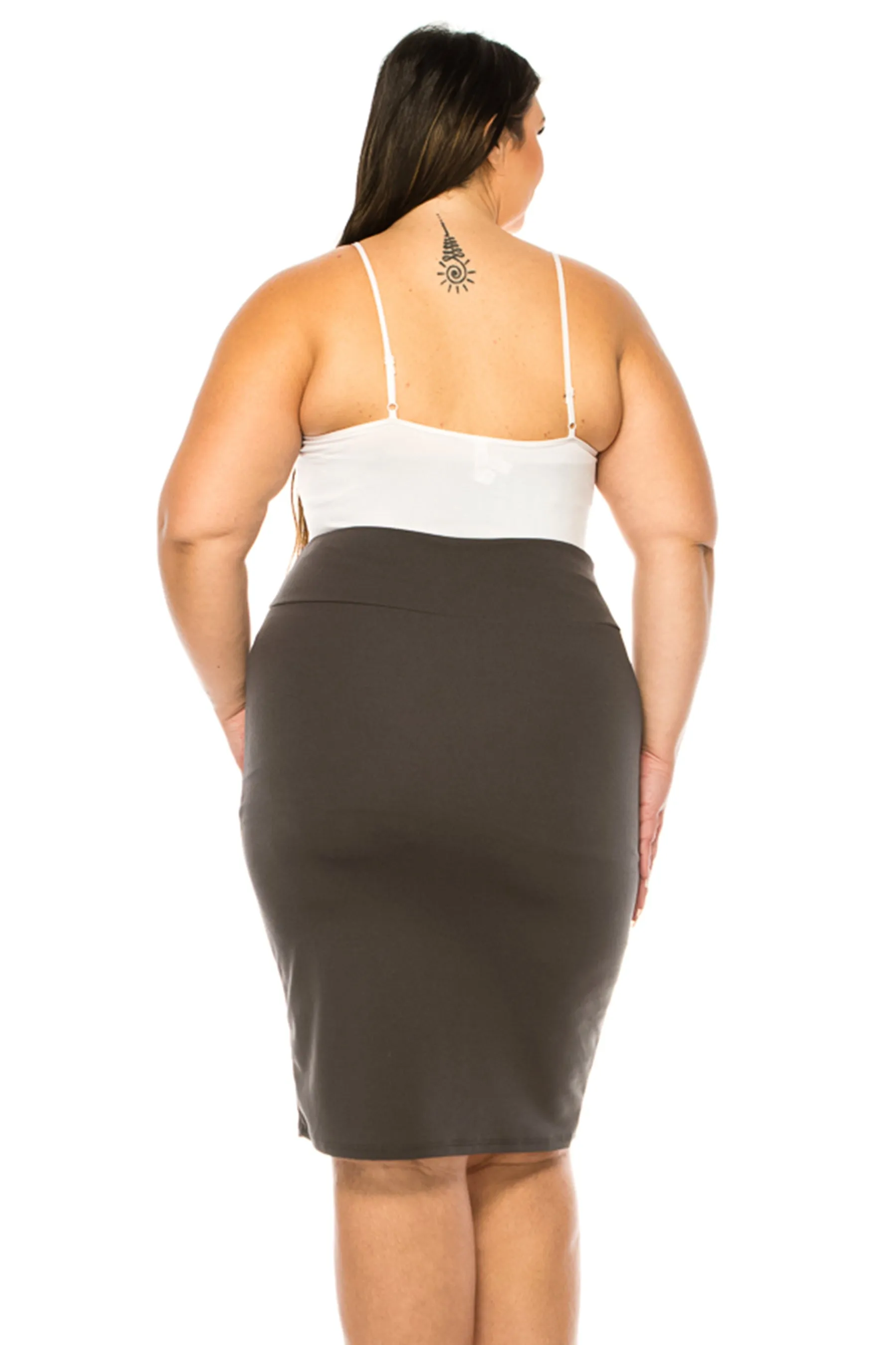 Women's Plus Size Solid Pencil Skirt with Banded Waist - Stretchy